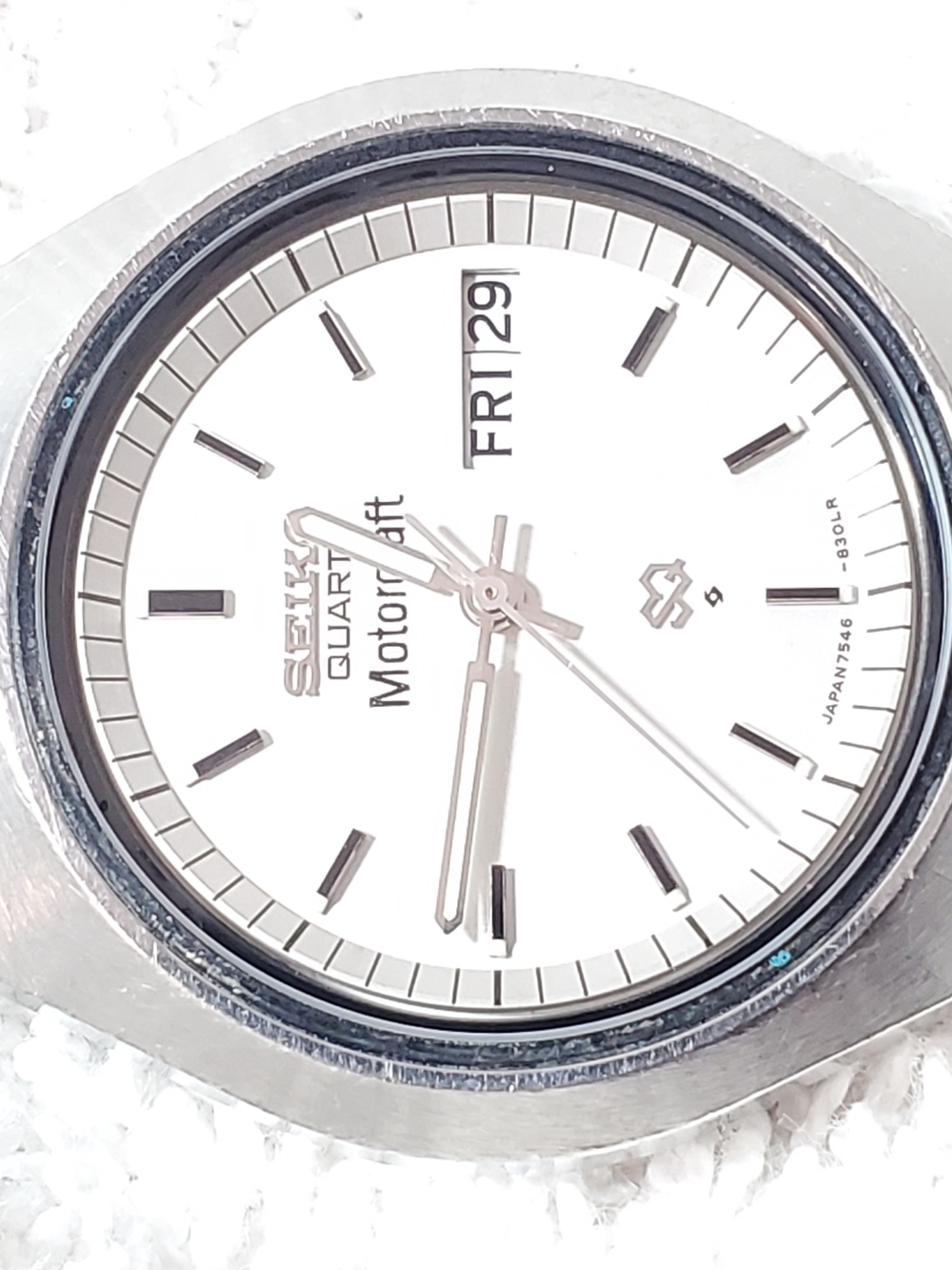 Seiko SQ Mens Vintage Day Date Quartz Watch Stainless Steel 4 Jewels Silver Dial - Picture 3 of 9